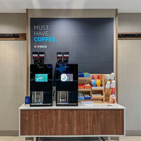Holiday Inn Express & Suites Jacksonville South East - Medical Center Area By Ihg Экстерьер фото