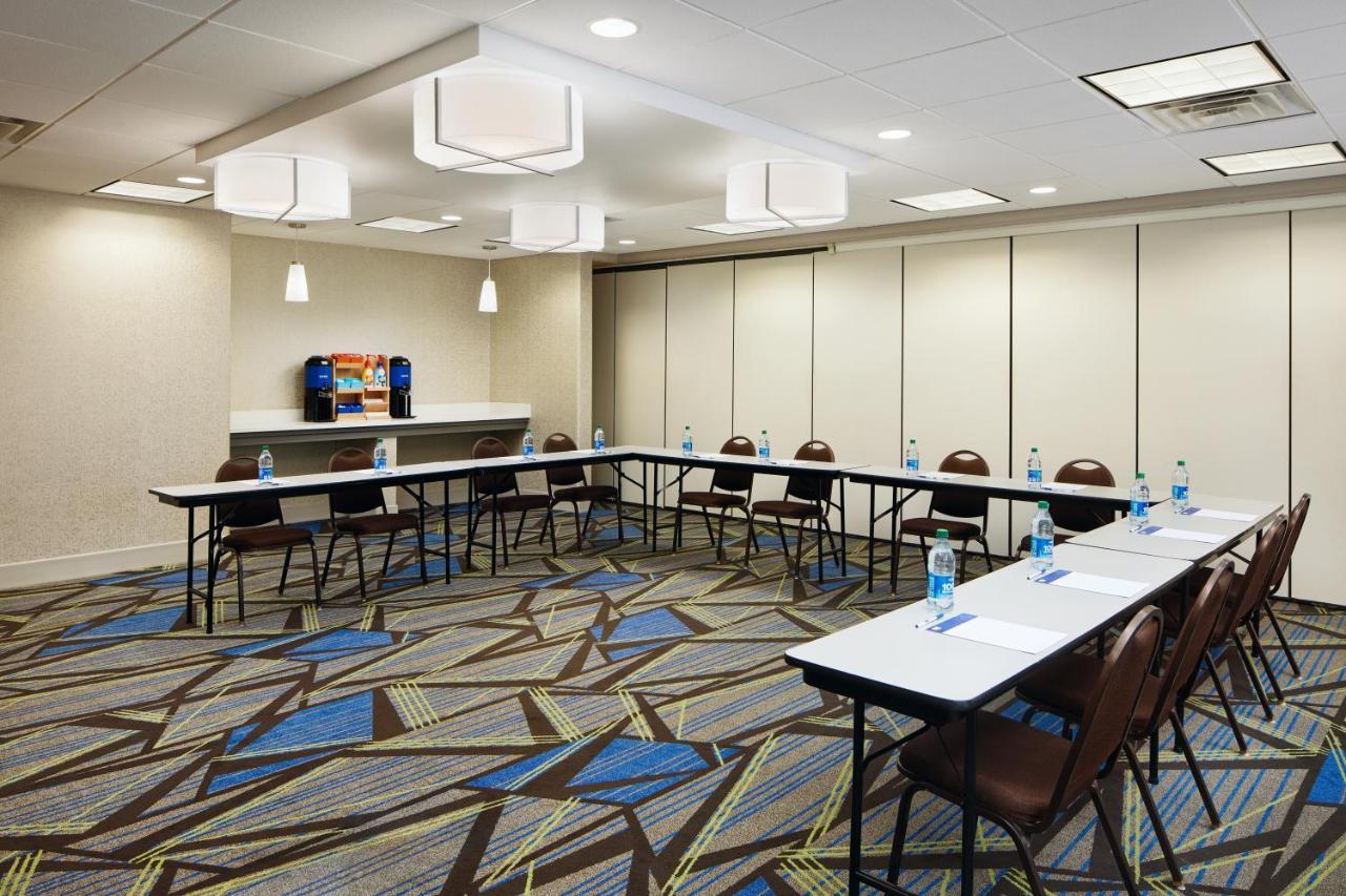 Holiday Inn Express & Suites Jacksonville South East - Medical Center Area By Ihg Экстерьер фото
